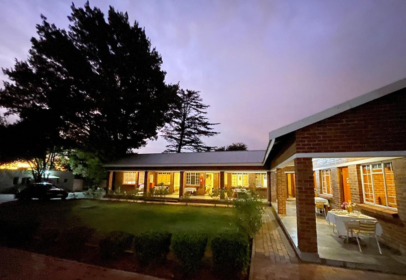 Village Lodge Harrismith Eksteriør billede